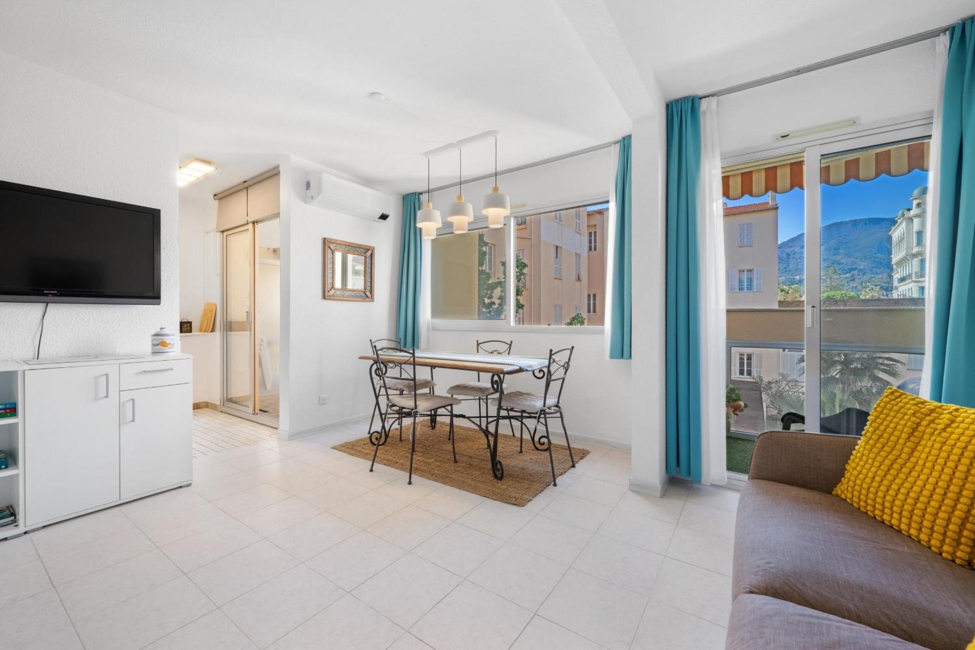 "Charmant Studio" Plein Centre, Calme, Terrasse Мантон Екстер'єр фото