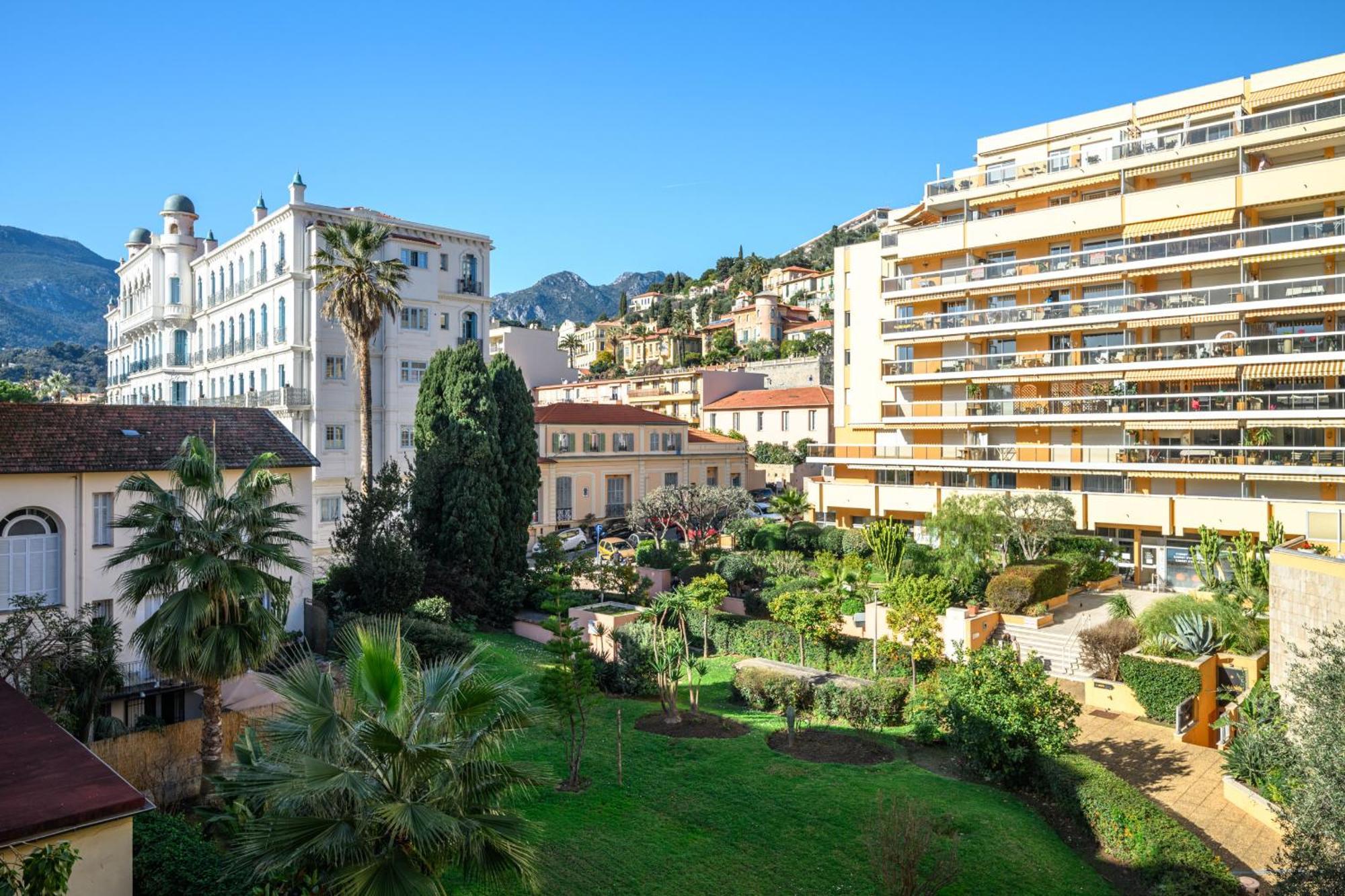 "Charmant Studio" Plein Centre, Calme, Terrasse Мантон Екстер'єр фото